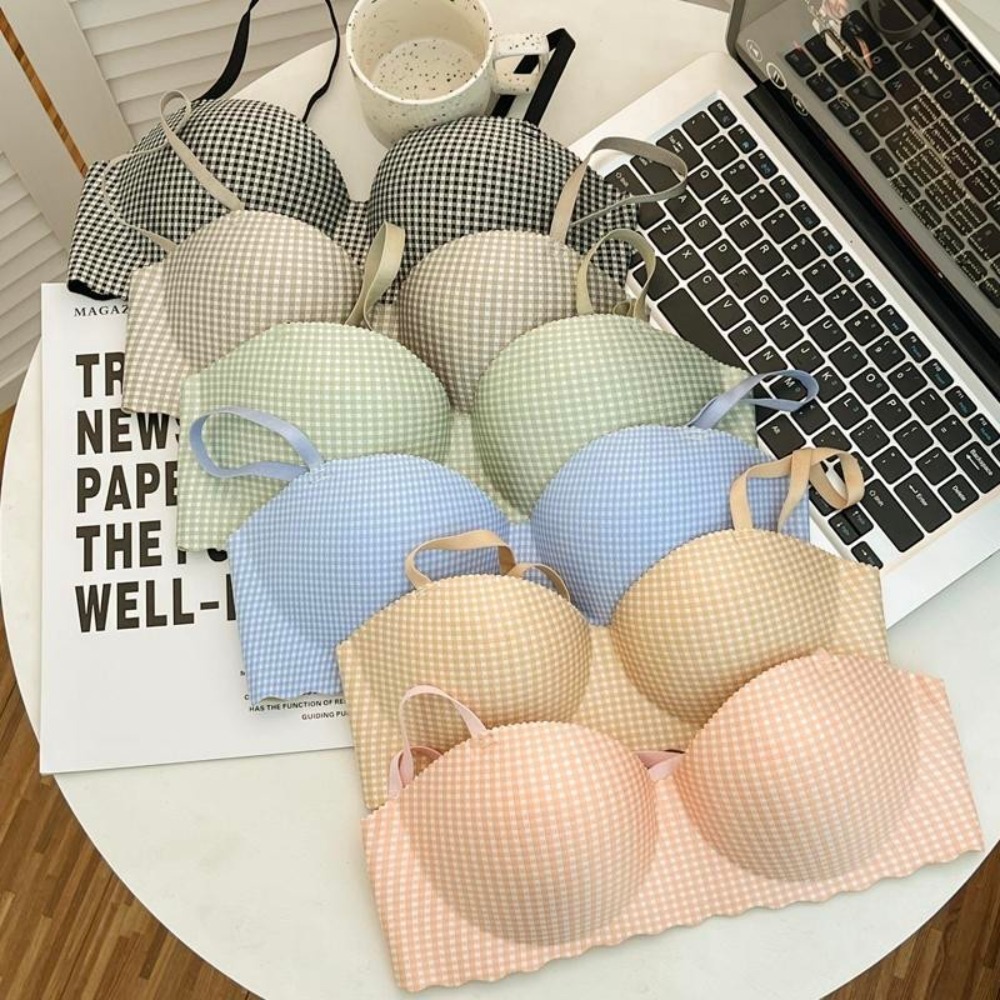 Oddychający, bezszwowy biuston – Plunge Bra Push Up recenzja i cena